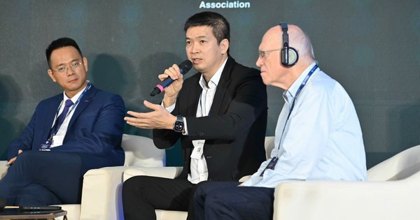 Chuyên gia gợi mở mô hình lý tưởng để Trung tâm tài chính quốc tế đầu tiên của Việt Nam gia tăng nguồn vốn ngoại tệ cho địa phương