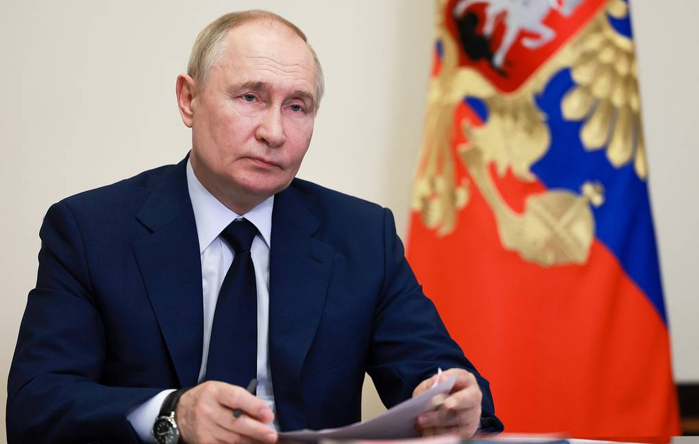 Putin lên tiếng: Nga bác bỏ cáo buộc chống đồng USD, BRICS chỉ muốn cân bằng kinh tế